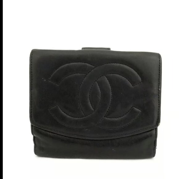 AUTHENTIC CHANEL CC LOGO LEATHER BIFOLD WALLET - Picture 1 of 8